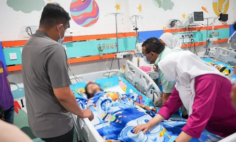 Bobby Nasution Pastikan Murid Korban Keracunan MBG Karo Ditangani Hingga Pulih