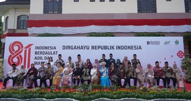 HUT Ke-81 RI, PTPN IV Regional I Beri Penghargaan Masa Pengabdian 813 Karyawan