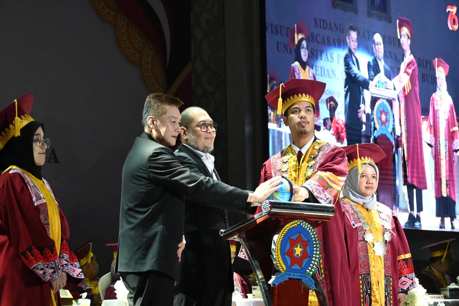 UNPAB Wisuda 1.815 Lulusan, Rektor Tekankan Pentingnya Inovasi Dan Kontribusi Bagi Masyarakat