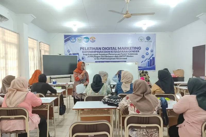 Perkuat Kemandirian Perempuan Pesisir Belawan, FIS Unimed- BBPVP Medan Gelar Pelatihan Digital Marketing Dan Kesadaran Gender