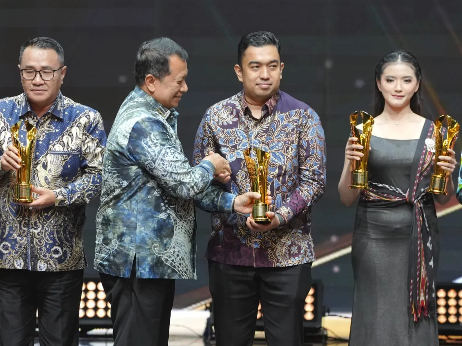 Rico Waas Raih Pemimpin Daerah Award 2026, Qresto Antar Medan Jadi Pelopor Inovasi Perpajakan di Indonesia