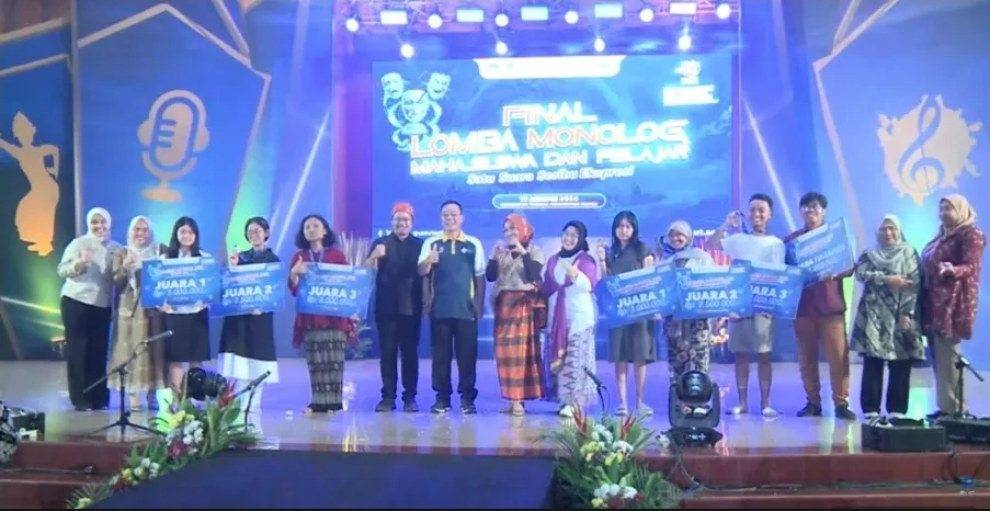 Lomba Monolog Perdana Diesporseni UT Berikan Uang Tunai dan Beasiswa