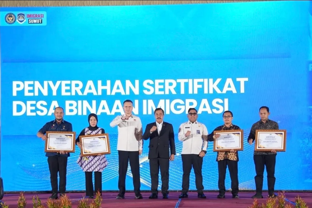 Menteri Imipas Kukuhkan 53 PIMPASA dan Resmikan Tiga Immigration Lounge di Sumut