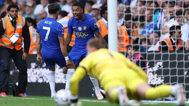 Chelsea Gasak Brighton 4-3