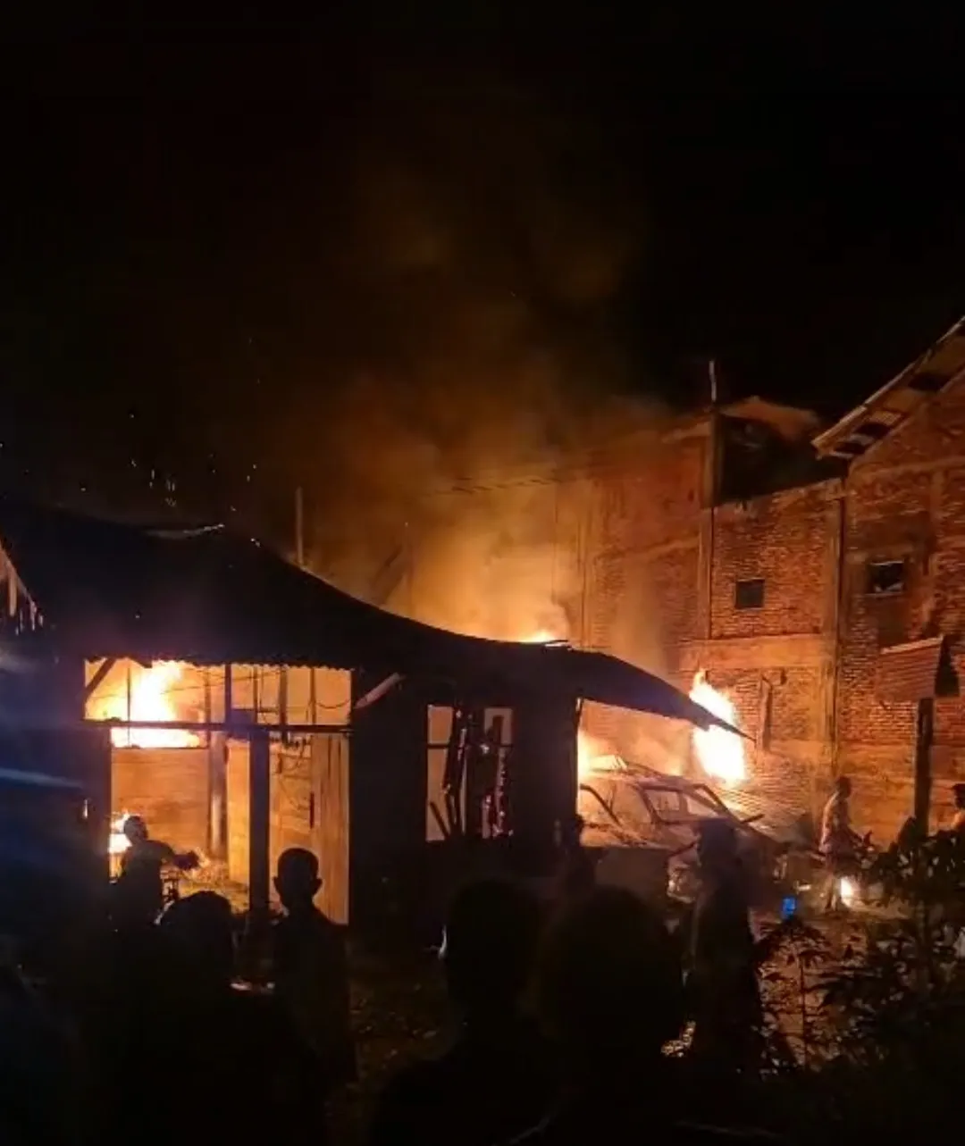 Kebakaran Hebat Hanguskan Sejumlah Rumah di Alue Beliyong Abdya, Dua Mobil Ikut Terbakar