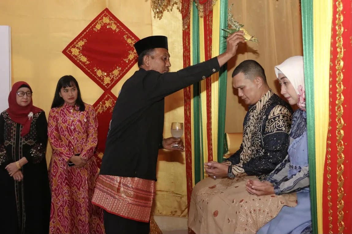 Wali Kota Sabang Peusijuk Tiga Komandan, Perkuat Sinergi Forkopimda