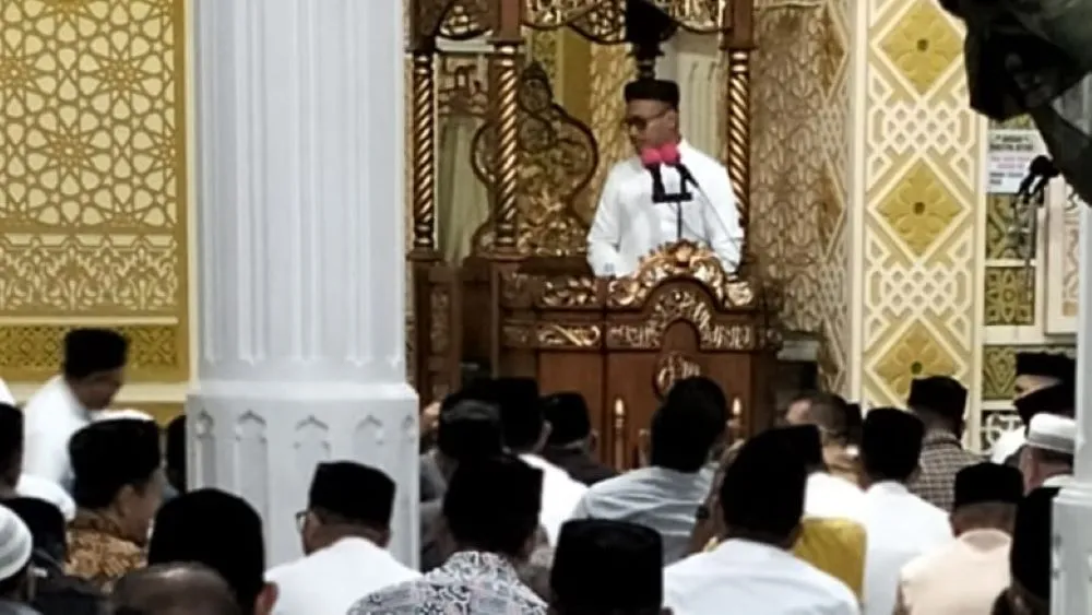 Bupati Safaruddin Ajak Warga Hidupkan Masjid, Jadikan Salat Prioritas Utama