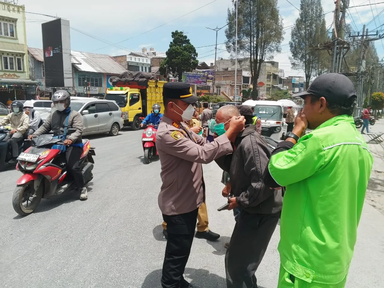 Debu Vulkanik Hujani 2 Kecamatan di Karo