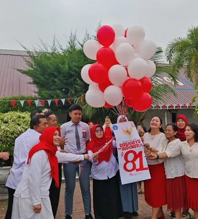 HUT RI Ke-81, SMAN 4 Medan Perkuat Kebersamaan Guru Dan Siswa