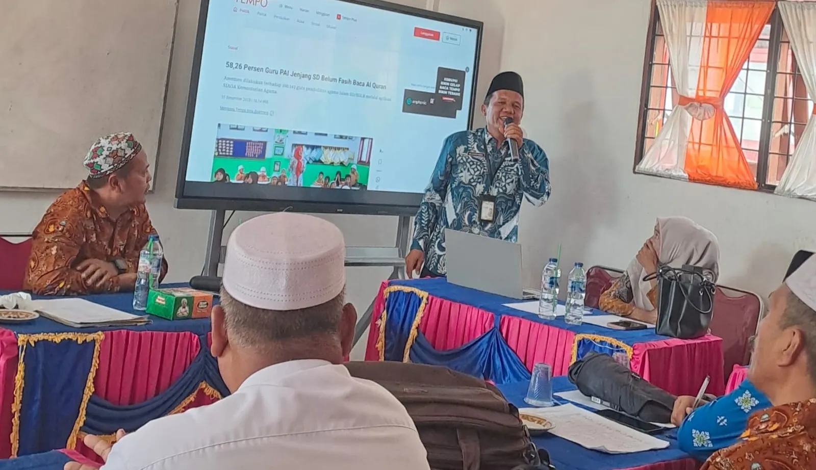 Guru PAI Tapsel Diminta Kuasai Teknologi Digital dan Perkuat Pendidikan Karakter