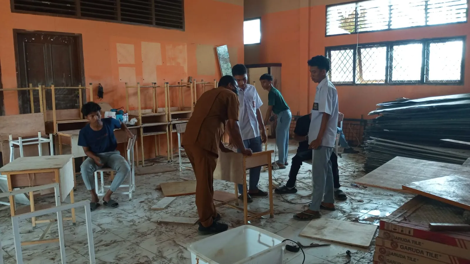 Siswa SMKN 1 Baktiya Barat Kembali Aktif Pascabanjir