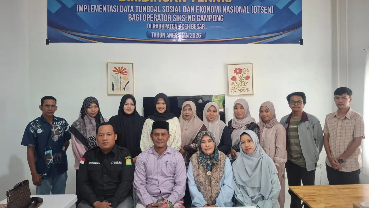 Bersama Dinsos Aceh Besar, Kecamatan Krueng Barona Jaya Gelar Bimtek DTSEN bagi Operator SIKS-NG