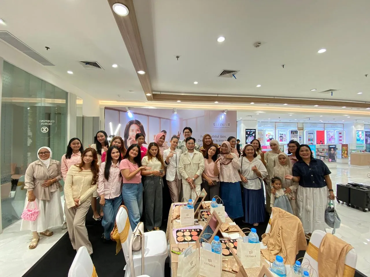 ULTIMA II Perkenalkan CollaSence™ Technology kepada Konsumen Medan melalui Beauty Exhibition