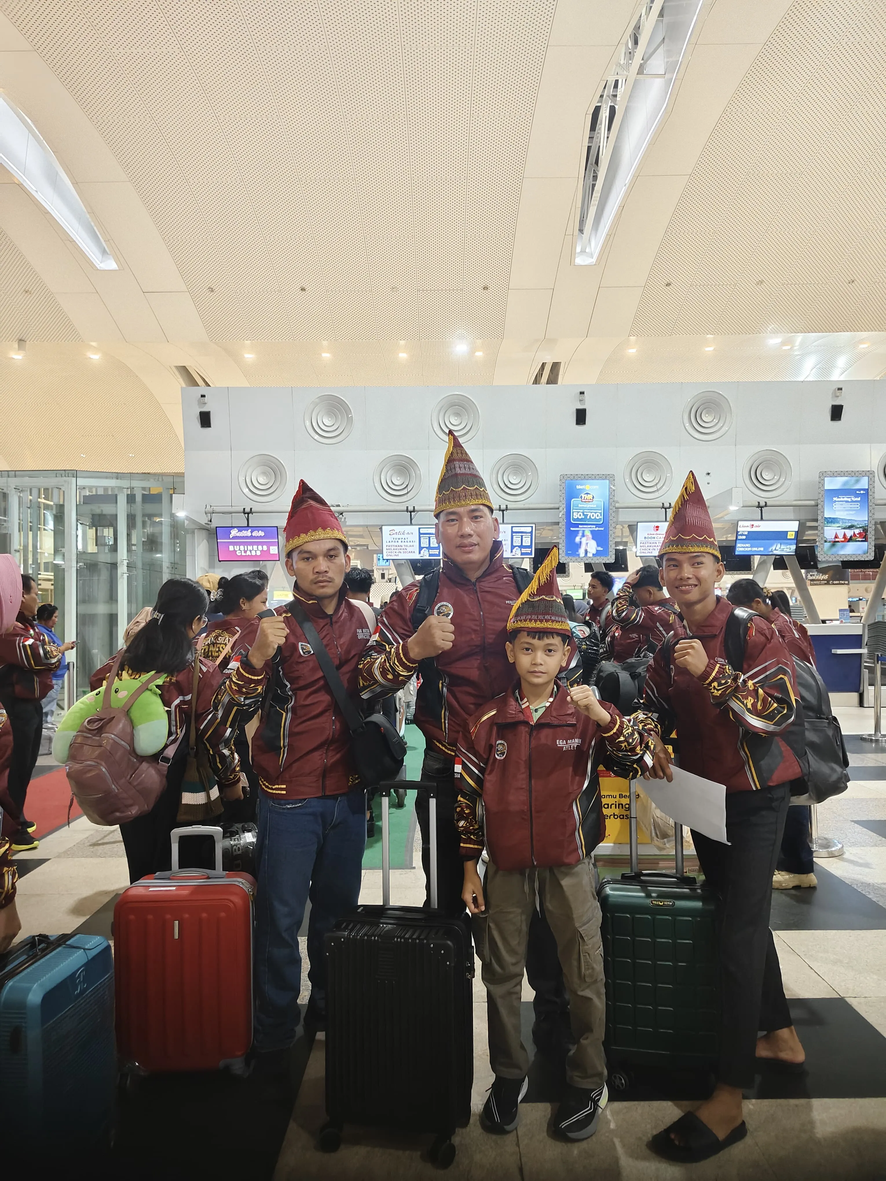 Atlet Silat Moccak Pakpak Siap Tempur Di Malaysia
