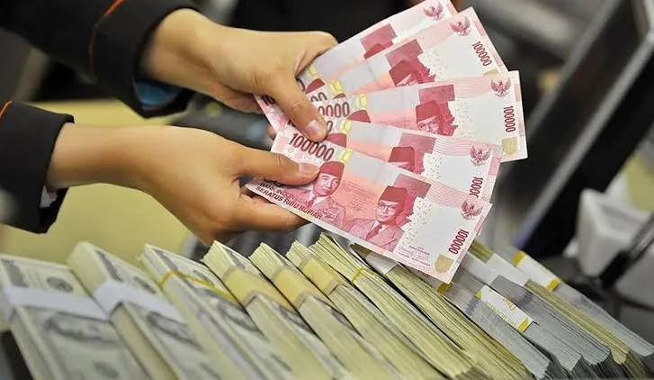 Rupiah Tembus Rp18.000, Tekanan Pasar Keuangan Makin Berat