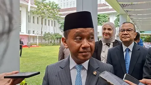 Bahlil Sebut Proses Ekspor Listrik ke Negara Tetangga Masih Alot