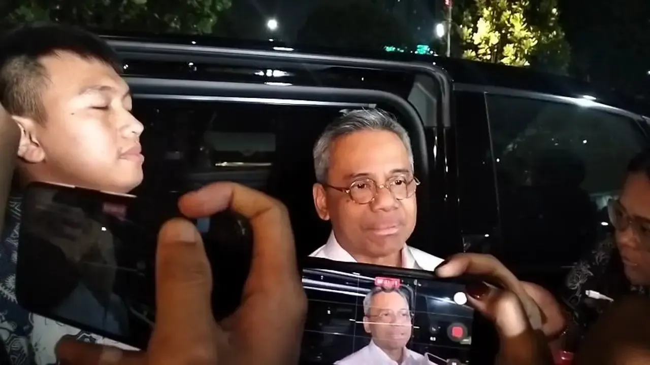 Suahasil Telaah Perombakan 350 Pejabat Pajak dan Bea Cukai Era Purbaya