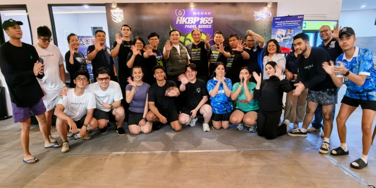Semangat Sportivitas dan Kebersamaan Menggema di HKBP 165 Padel Series Medan