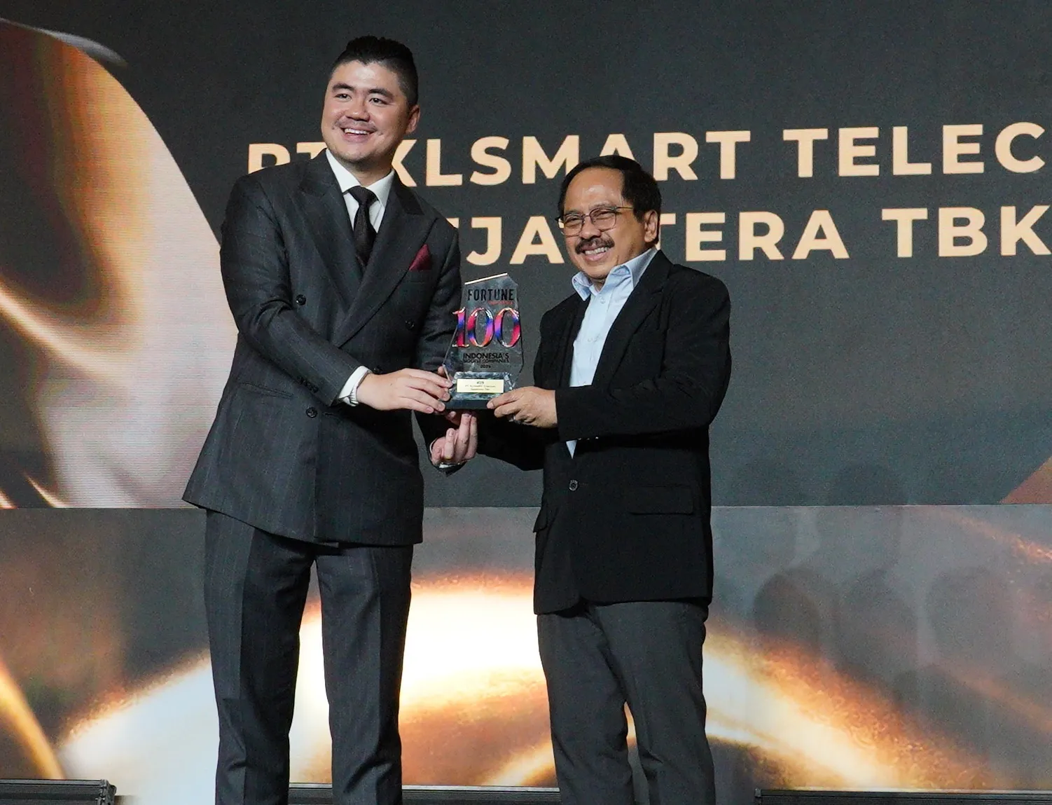 XLSMART Raih 4 Pengakuan Nasional, dari Kinerja Bisnis hingga Pemberdayaan Perempuan