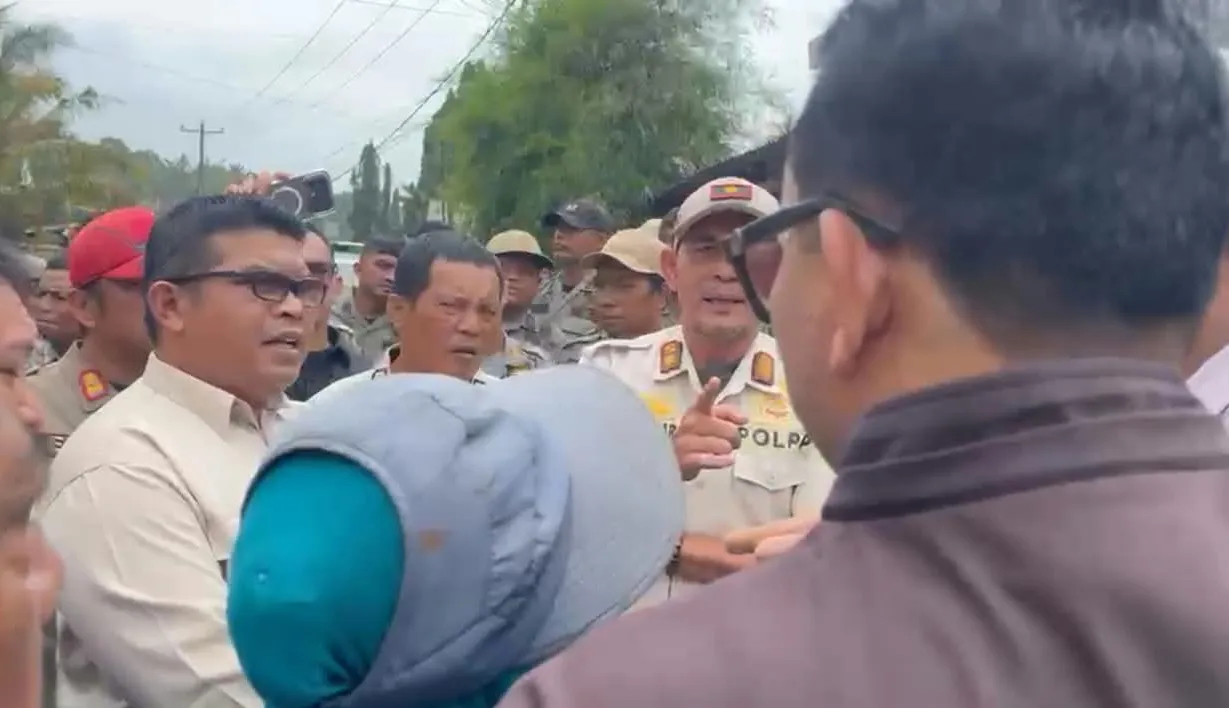 Pekerja Gagalkan Penyegelan UD Cindy Padangsidimpuan