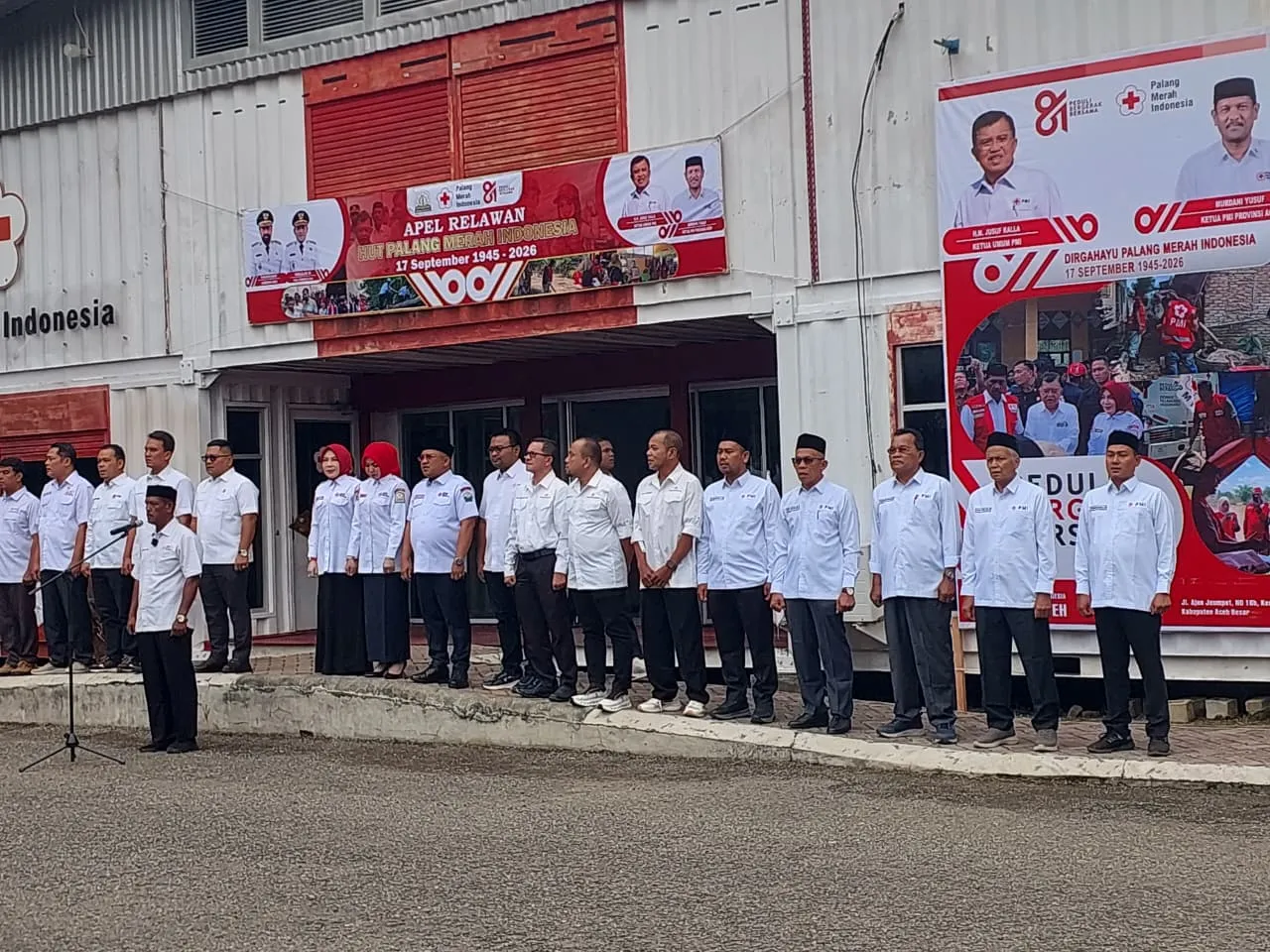 18 Relawan PMI Aceh Besar Terima Penghargaan Operasi Senyar Aceh