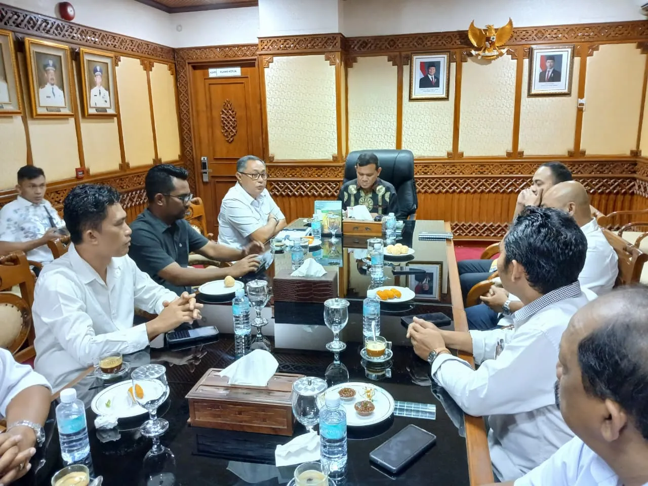 Dek Fadh Terima Kunjungan FPRMI Aceh