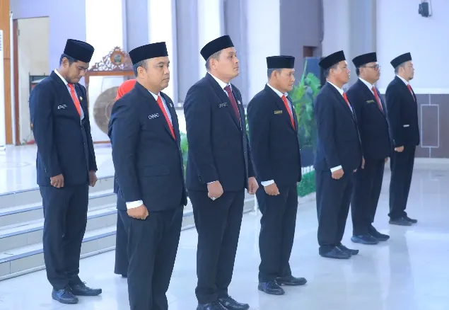 Samsul Tanjung Lantik Enam Pejabat Eselon II Labura