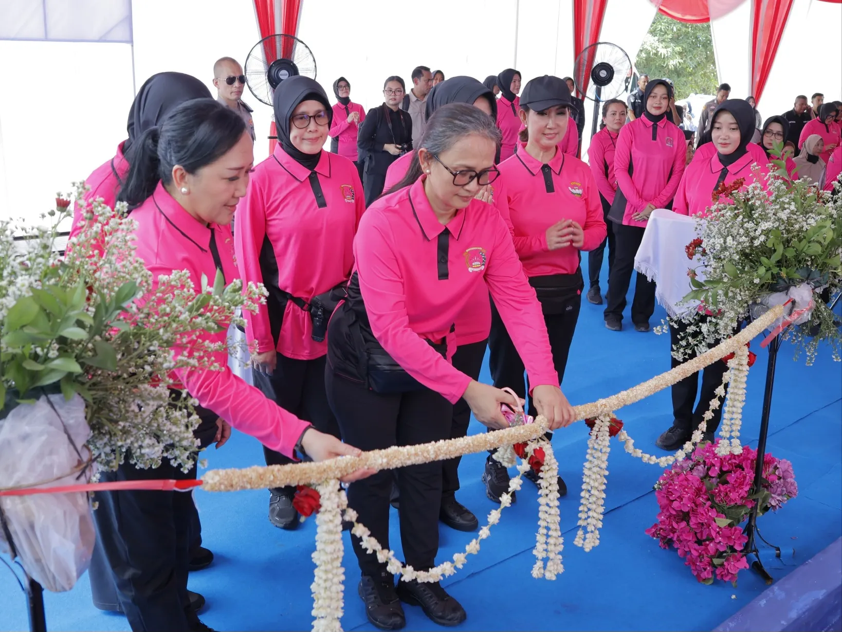Ketua Umum Bhayangkari Resmikan 82 Titik Sumur Bor Di Aceh