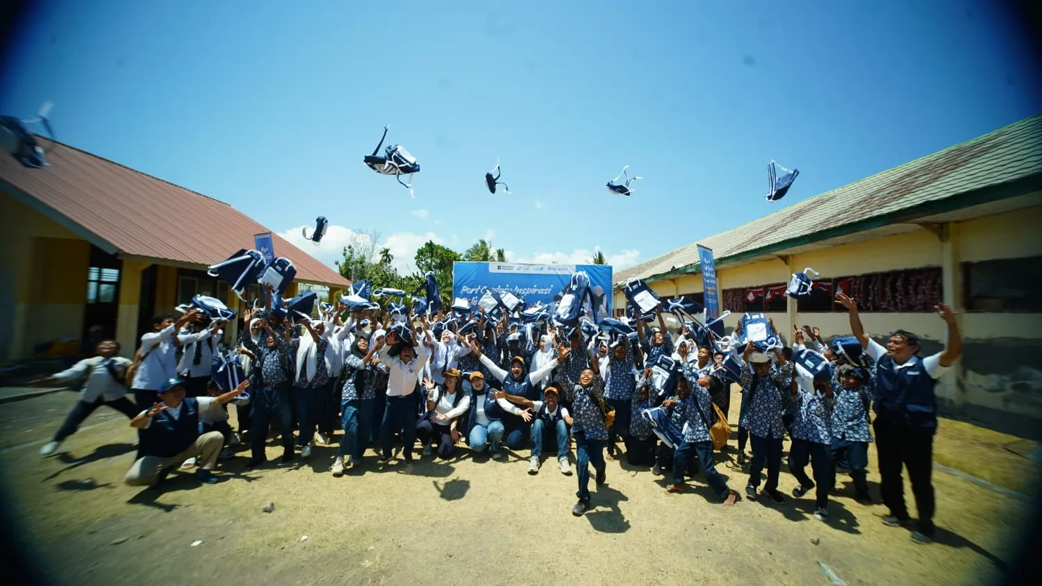 Pelindo Regional 1 Tanjung Balai Asahan Ikut Relawan Mengajar Di Wilayah 3T