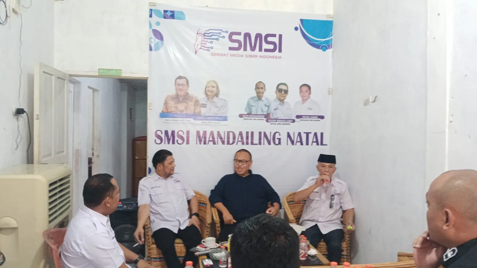 Kajari Madina Sambangi Kantor SMSI Perkuat Hubungan dengan Media