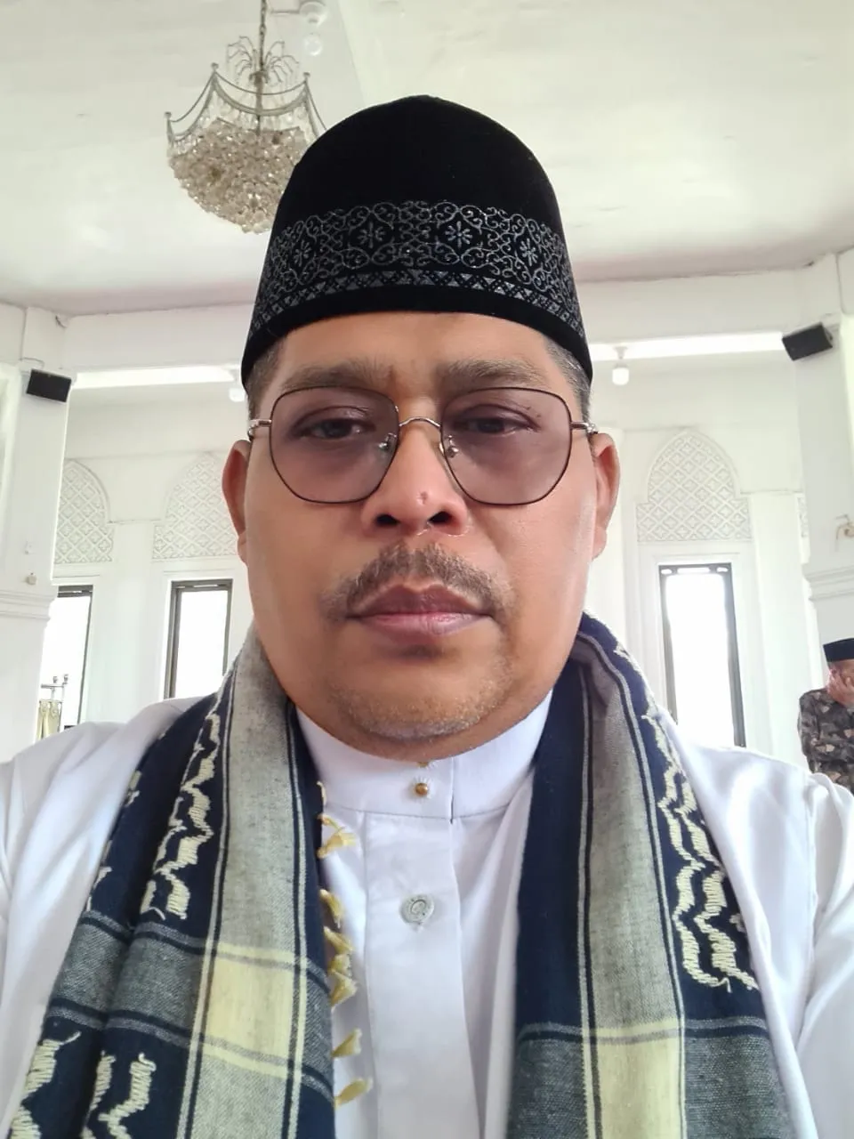 Prof Dr. Syabuddin Gade: Cinta Rasul Bukan Sekadar Shalawat