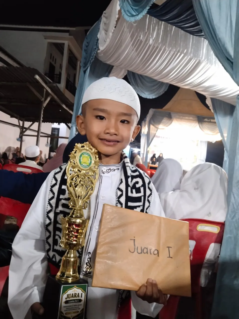 Teuku Rasyid, 6 Tahun, Sabet Juara I Pidato Da'i Lomba Maulid Nabi Yayasan Al-Banna