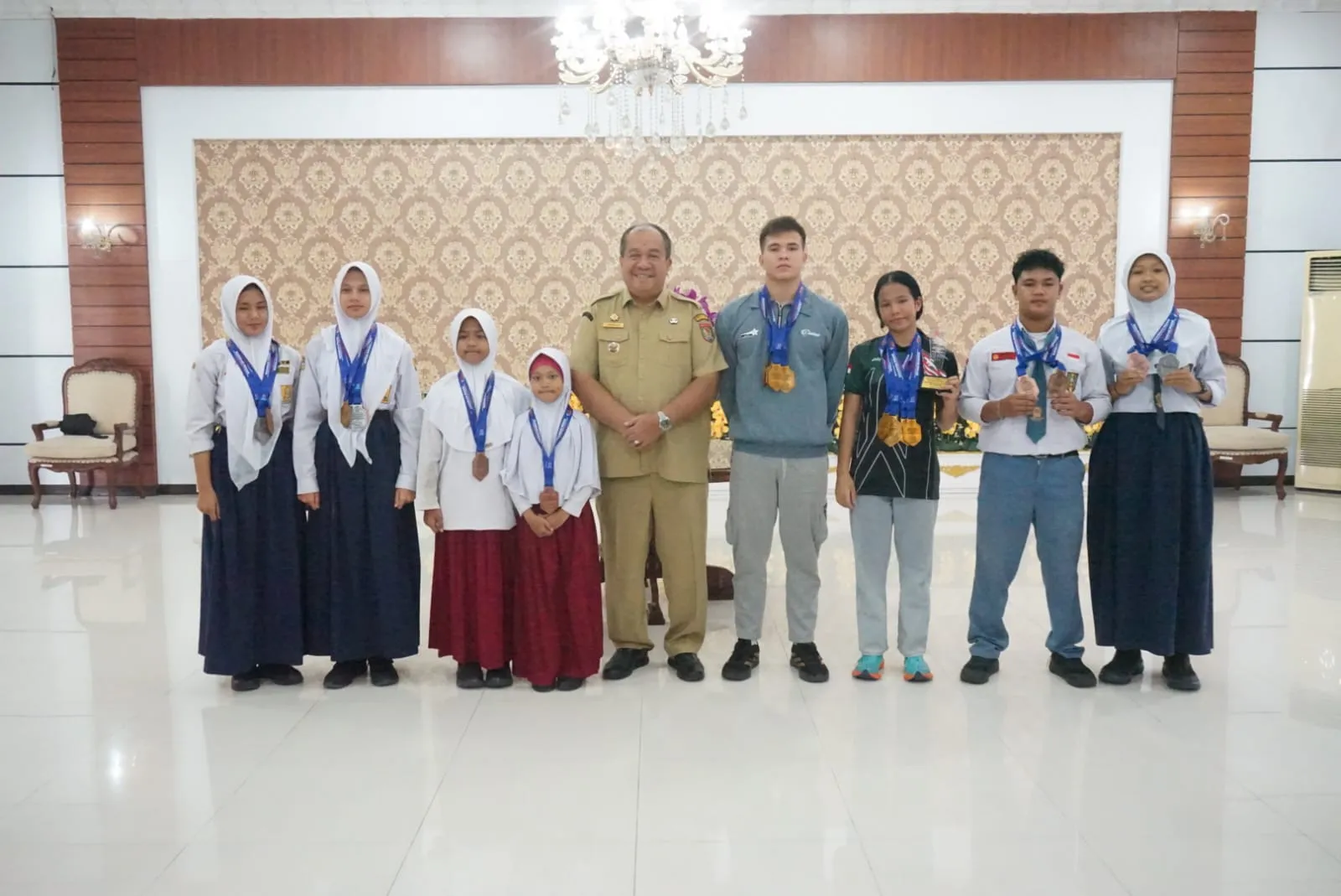 Bupati Asahan Apresiasi Atlet Renang Pengharum Nama Daerah, Raih 22 Medali di Piala Kemerdekaan 2026