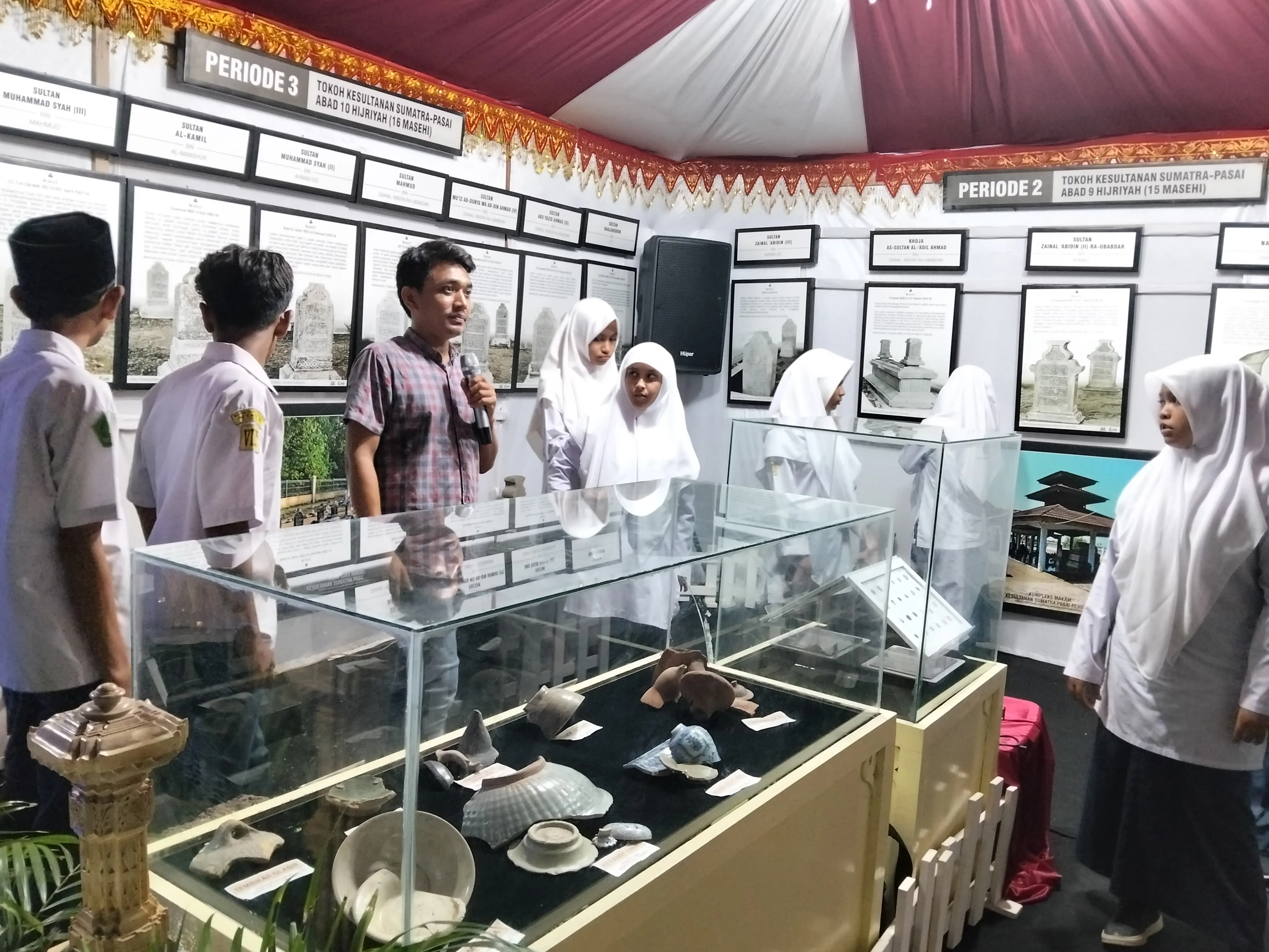 Kala Gen Z Menggugat Sejarah: Antusiasme dan Paradoks Kejayaan Samudera Pasai di Stand Pendidikan Aceh Utara