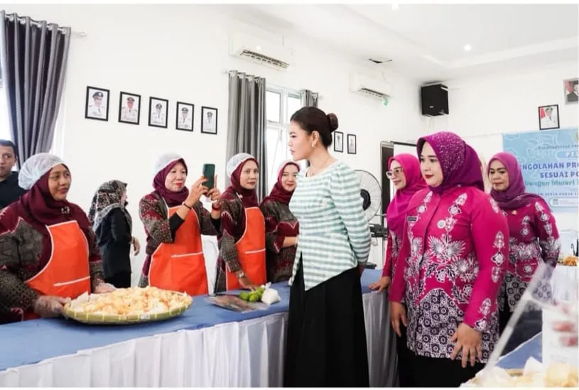 TP PKK Sumut dan PKK Deliserdang Dorong Keripik Ubi Naik Kelas