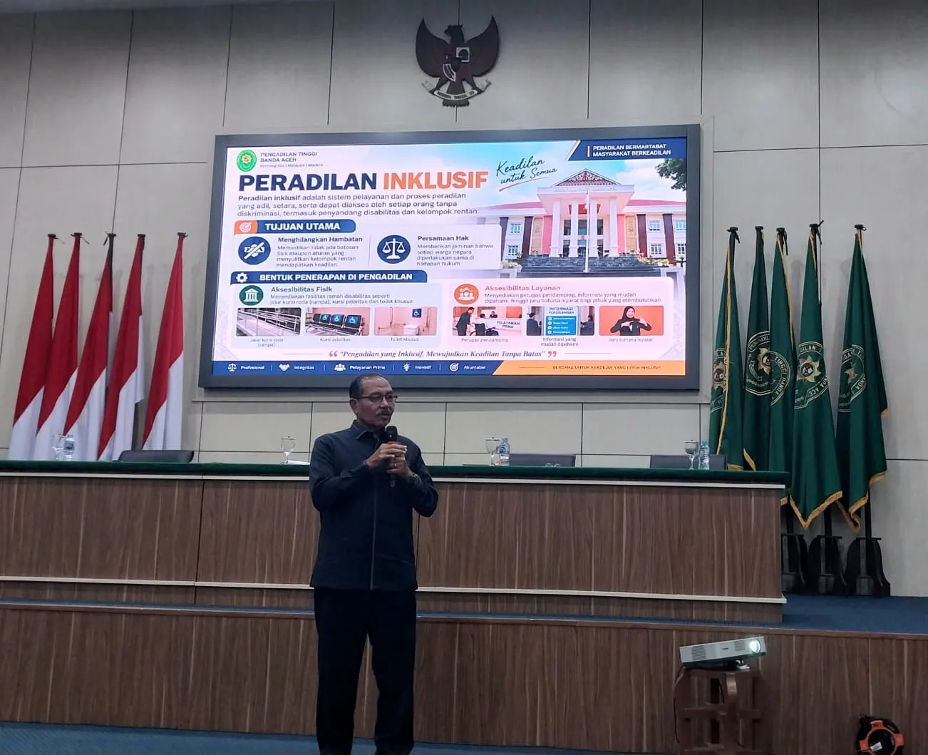 KPT Banda Aceh Minta Aparatur Pengadilan se-Aceh Agar Melayani Penyandang Difabel Secara Inklusif