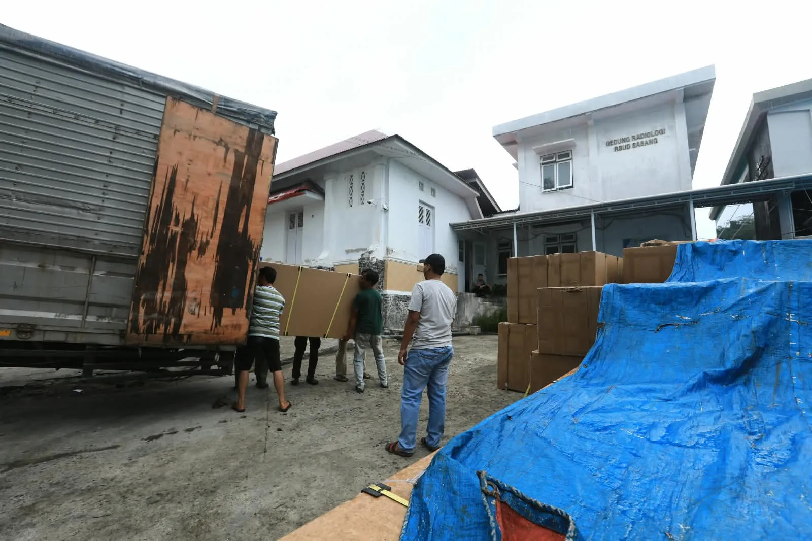 Satu Kontainer Alkes Tiba di RSUD Sabang