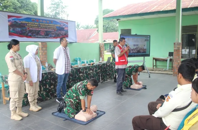 Sambut HUT Ke-81 TNI, Polkes Kodim Labuhanbatu Edukasi Warga Lewat Sosialisasi BHD