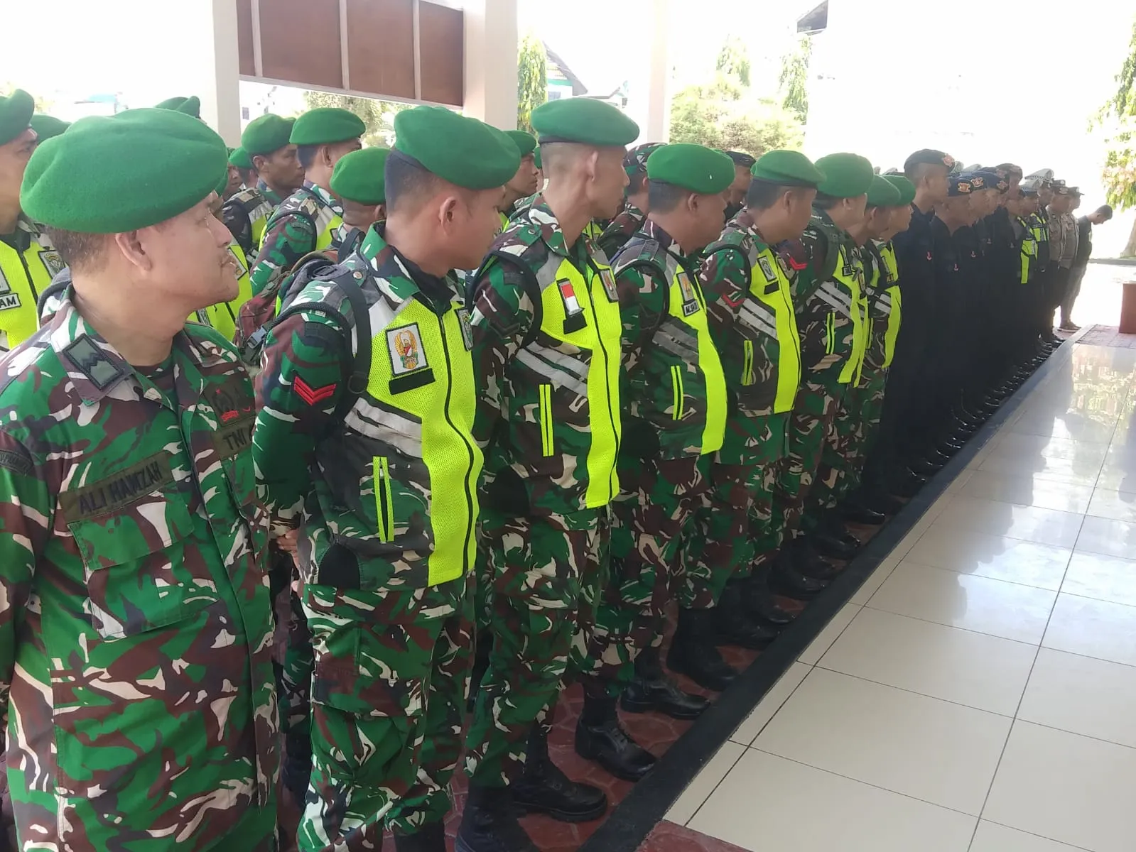 Ratusan TNI dan Polri Amankan Aksi Demo Mahasiswa di Kantor Wali Kota Lhokseumawe