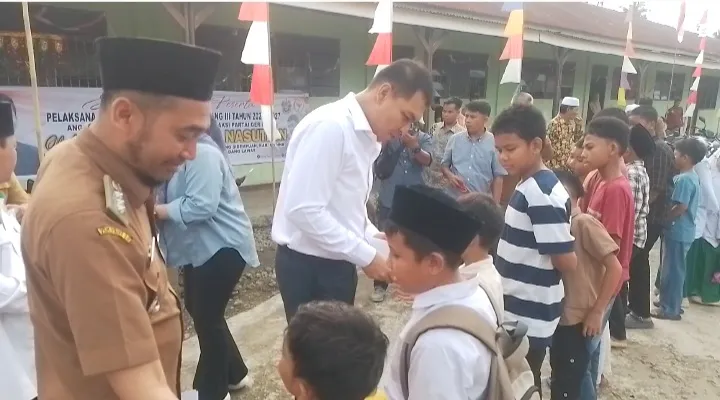 Reses di Siabu, Anggota DPRD Sumut Rahmat Rayyan Santuni Anak Yatim dan Tampung Aspirasi Warga