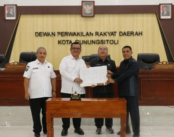 DPRD dan Pemko Gunungsitoli Teken Nota Kesepakatan KUA serta PPAS P-APBD TA 2026