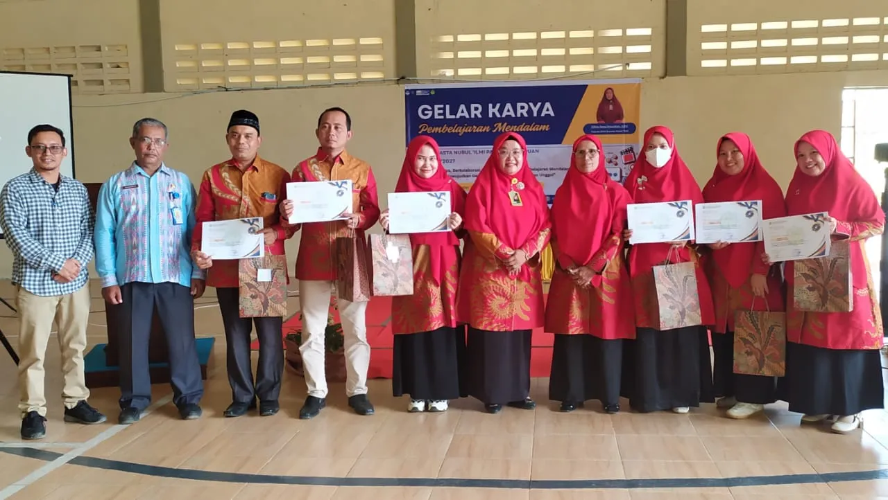 Guru SMA Nurul 'Ilmi P.Sidimpun Unjuk Kemampuan Lewat Lomba Karya Pembelajaran Mendalam