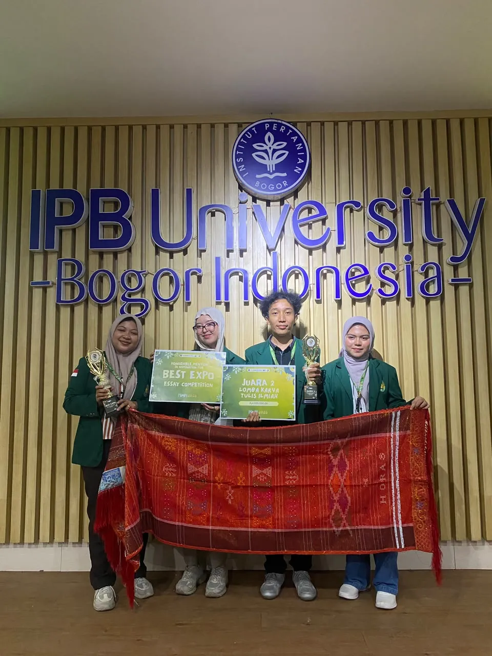 Tim Gabungan USU Raih Juara 2 LKTI Nasional PIMPI 2026 Di IPB University
