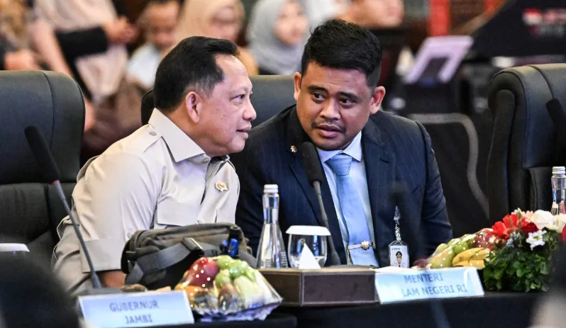 Mendagri Apresiasi Inisiatif Bobby Satukan 10 Gubernur Se-Sumatera