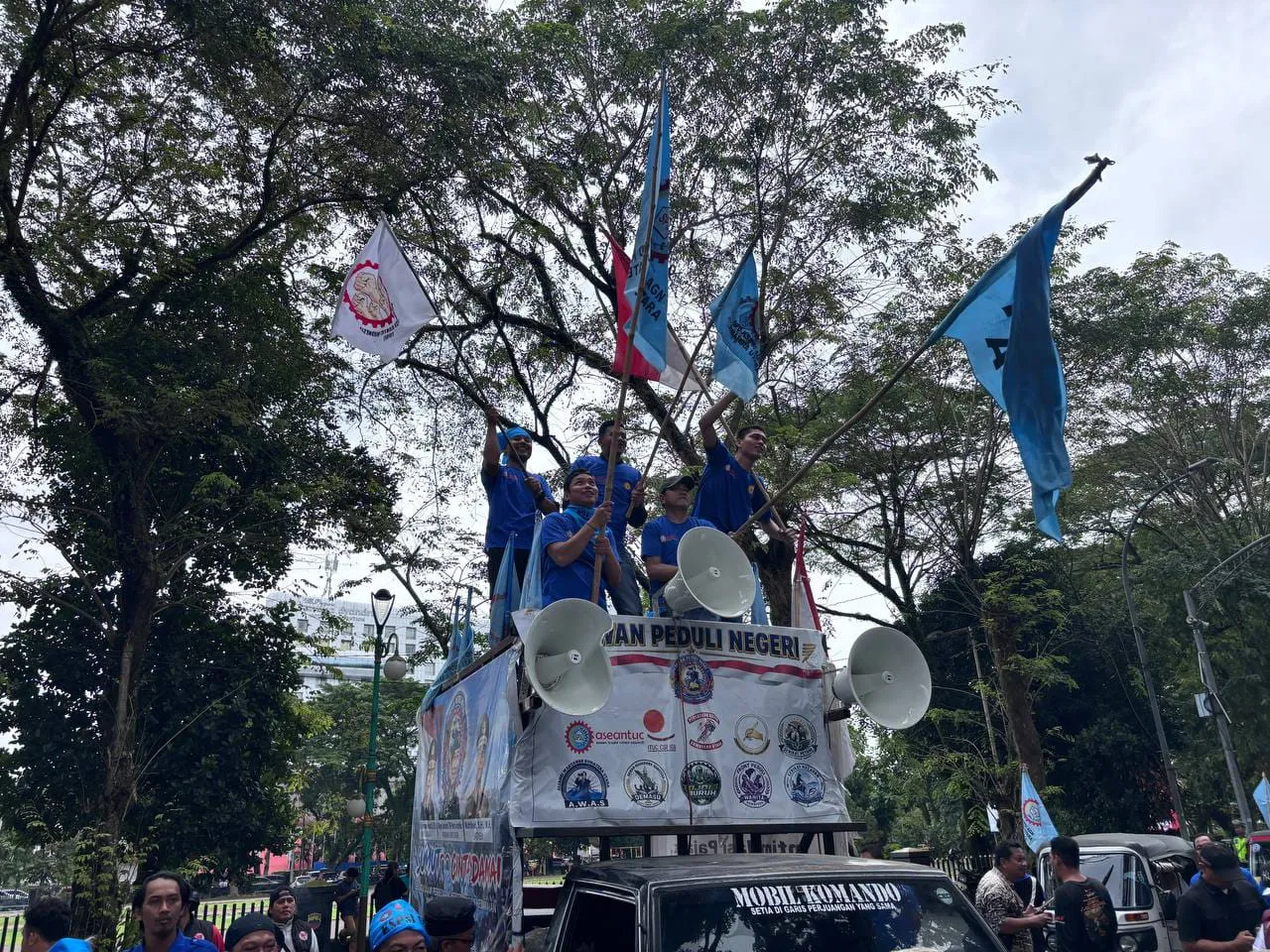 Buruh Desak Outsourcing Dihapus, DPRD Sumut Kawal 10 Tuntutan Ke Pusat