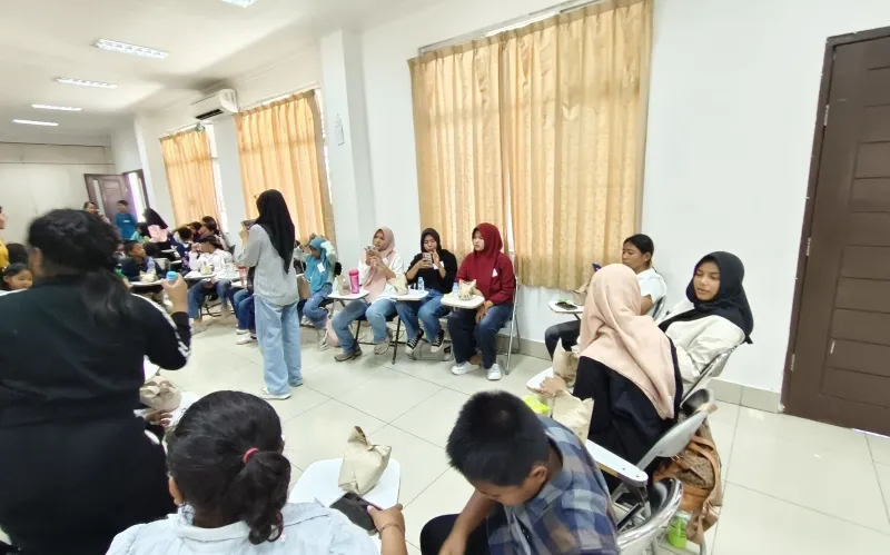 Remaja Sicanang Rasakan “Sehari Berkuliah” di Fakultas Psikologi USU Melalui Program Desa Binaan