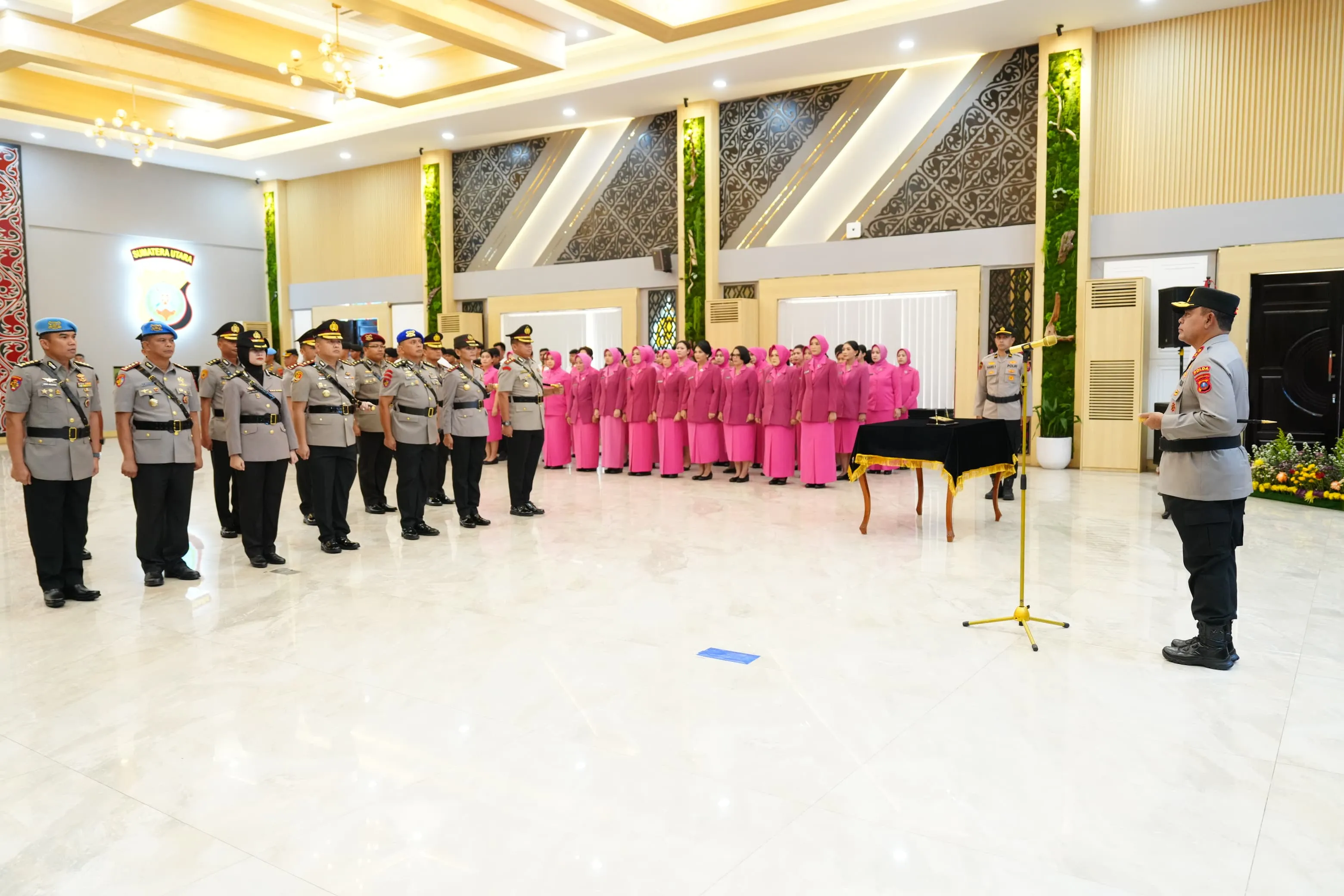 Sejumlah PJU dan Kapolres Dilantik, Kapoldasu Ingatkan Beri Pelayanan Terbaik kepada Masyarakat
