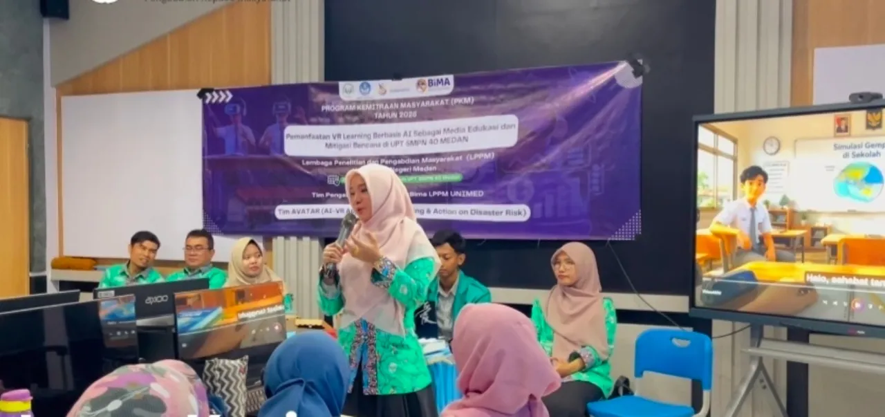 Unimed Latih Guru SMPN 40 Medan Manfaatkan VR Berbasis AI Untuk Mitigasi Bencana