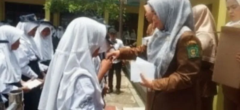Revitalisasi Bangunan Sekolah Selesai, SMPN 2 Babalan Syukuran Dan Santuni Siswa Yatim Piatu