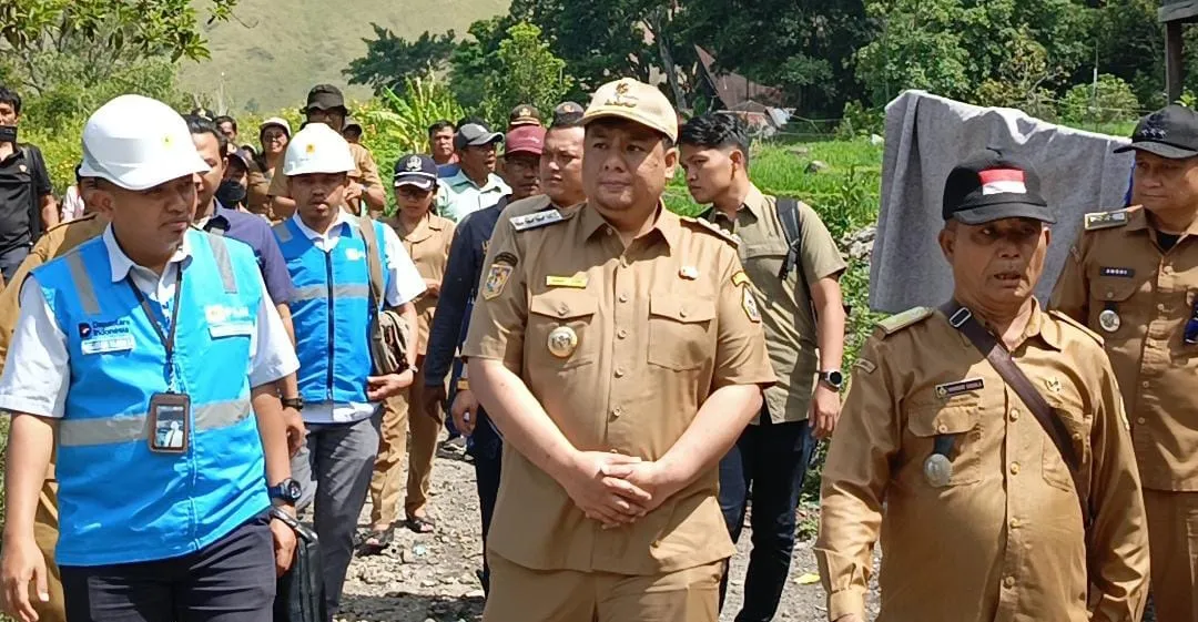 Bupati Samosir Hadirkan Listrik di Desa Terpencil